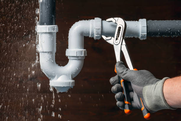 Professional Leak Detection technician working in Plainville, MA